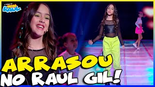 BELINHA DÁ O PAPO COM MÚSICA DA CANTORA GIULIA BE NA TURMA DO VOVÔ RAUL GIL