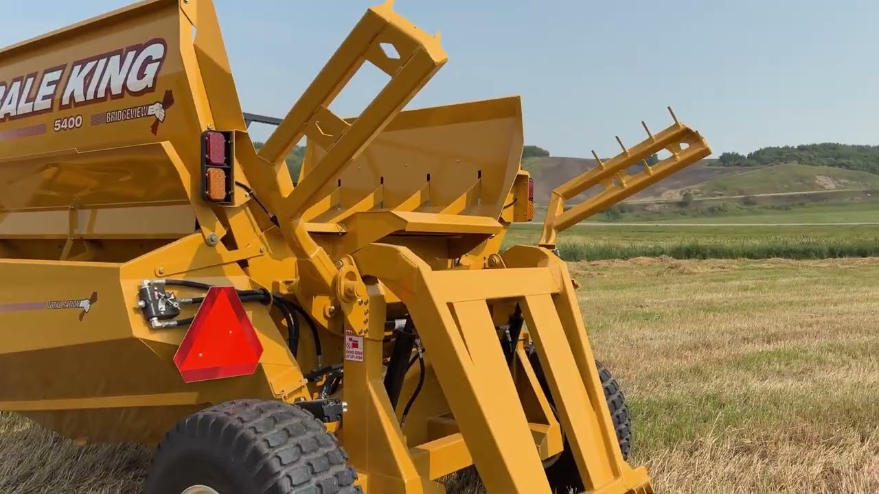 Bale King 5400 Bale Processor Walkaround
