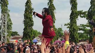 Kuburan Band  Si Manis  Karnaval Sctv Kendal 