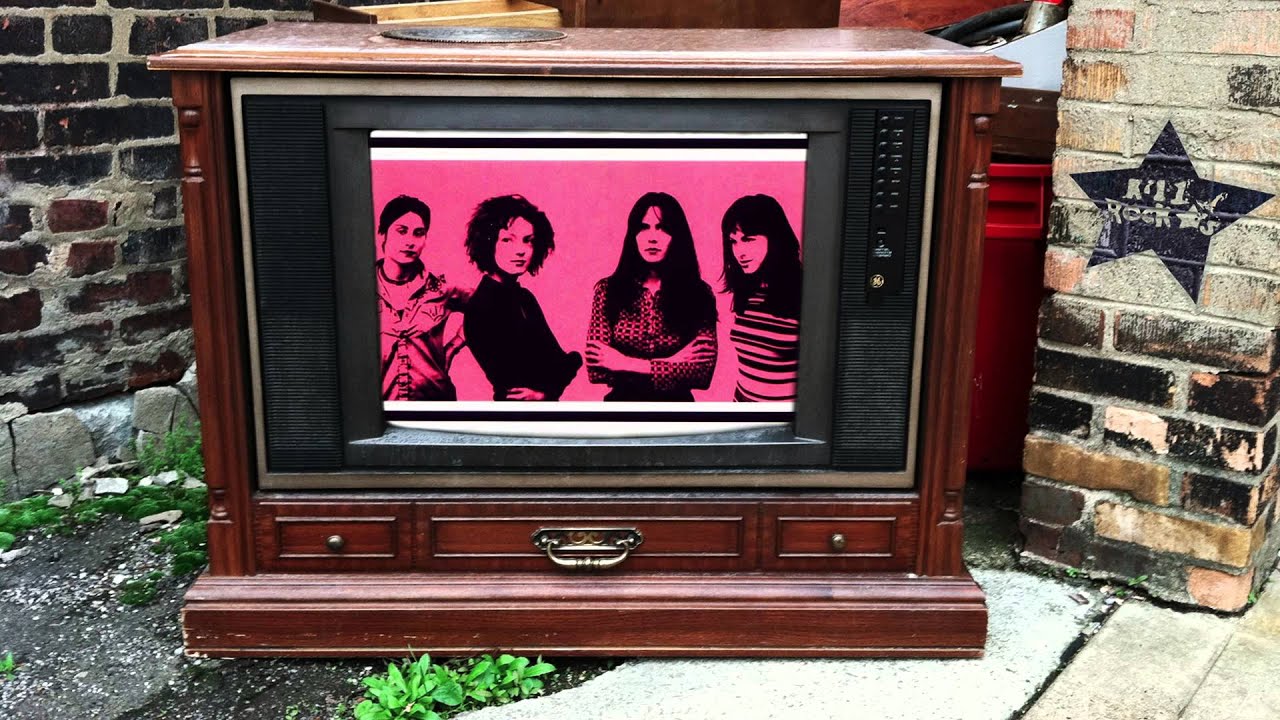 Slumber Party – Everyone Else I Know (from Psychedelicate)