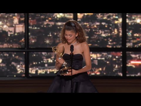 Video: Zakaj so nagrade Emmy imenovane Emmys?