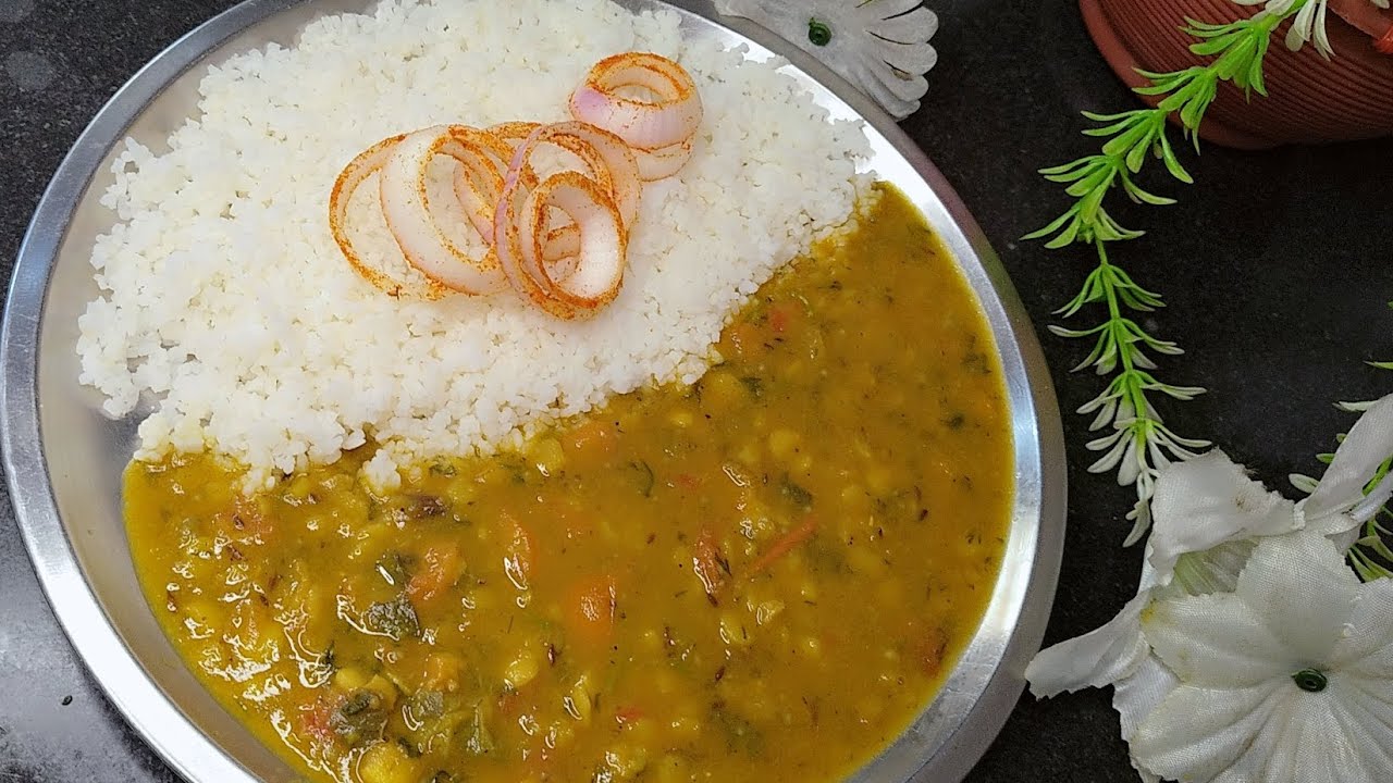 Baingan wali daal ek baar ese bnakr dekhe bahut achhi lgegi✨💜😋🍅