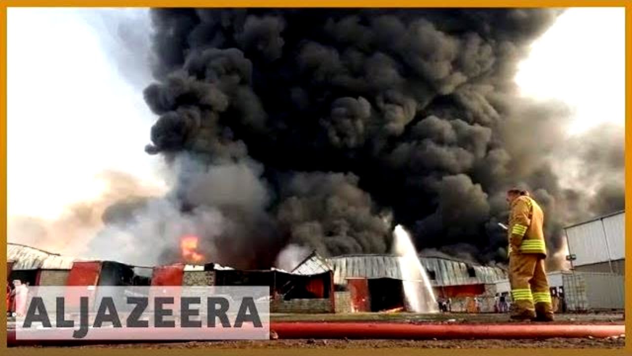 اليمن: حريق هائل 🔥 يدمر إمدادات إغاثة في ميناء الحديدة | الجزيرة الإنجليزية