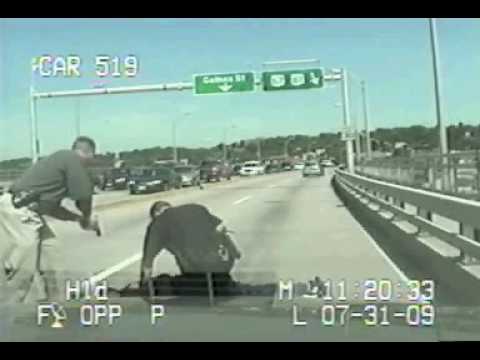 Cop Kills Wild Man In Bridge Fight complete footage