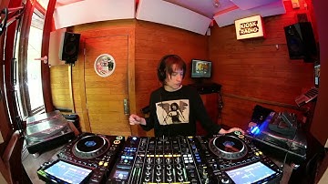 UNBURDENED BONES w/ La Zza Ro @ Kiosk Radio 18.09.2025