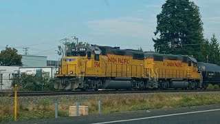 Union Pacific local sits on the track and waits for instructions in Portland, Oregon in August 2025