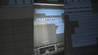 Skrillex - NEW ID