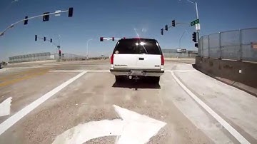 Loop 101 HOV-lane ramps at Maryland Avenue