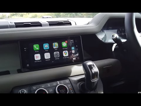 Using Apple CarPlay & Waze in New Land Rover Defender 2020
