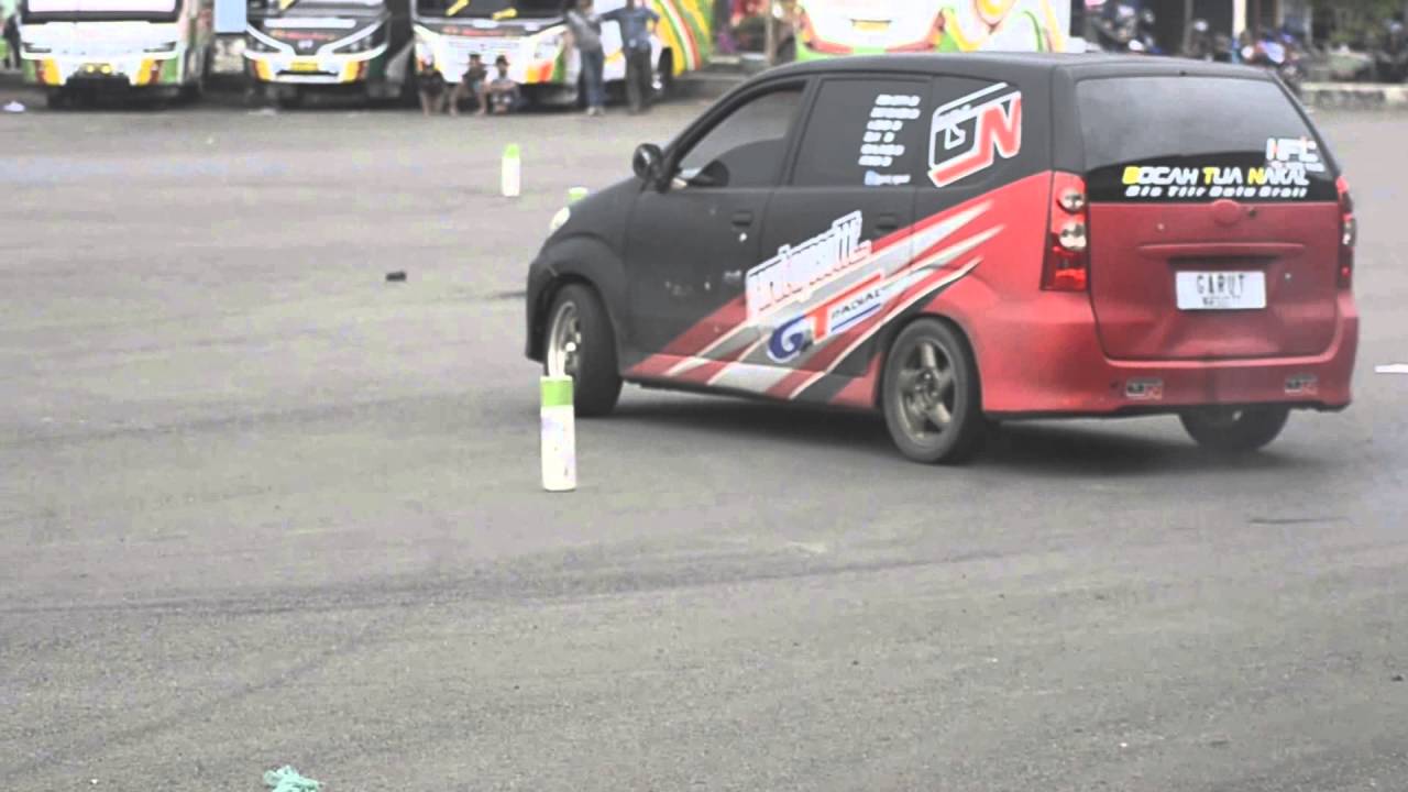 AVANZA SLALOM DWI WST 2014 Cianjur YouTube