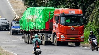 Truk Nyengklak ‼️|| Gagal Nanjak Sampai Mundur Ditanjakan Lintas Timur Sumatera Jambi -merlung 