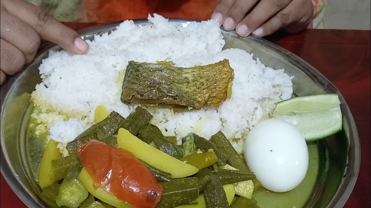 EatingshowRice, Egg, Fish, Deros Alo Tometor Torkari, Lebo. New Food