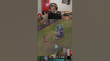 This turret bug is getting out of control #loldailymoments #lolhighlights #gaming #riotpleasefix