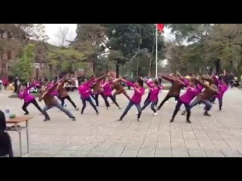 Video [ HUẾ ] THPT HAI BÀ TRƯNG - 12B7 - FLASHMOB | Bắc Kim... - youtube