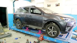 Toyota RAV4 . Вытяжка кузова. Примерка дверей.