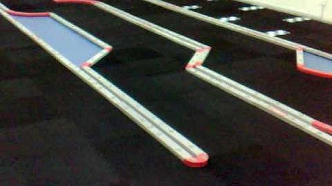 IRC MINI-Z VIDEO:-Testing the KYOSHO MINI-Z  MR-02