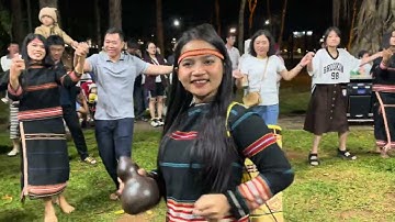 Lễ Pơ Thi Đồng Bào Dân Tộc J