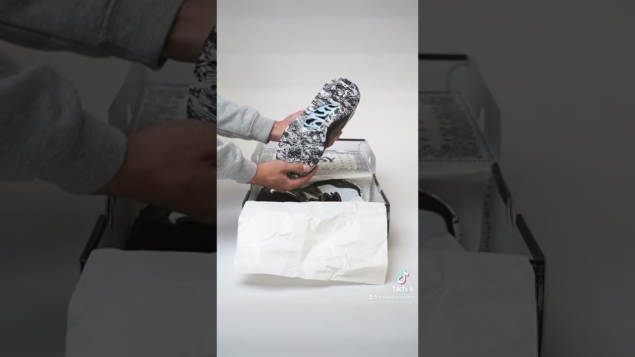 Unboxing the KD15 'Royal Tint' 