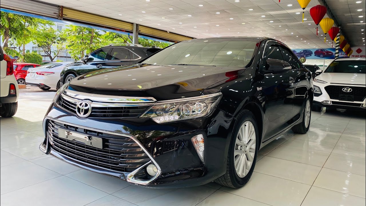 Đẳng Cấp Doanh Nhân Toyota Camry 2.0E 2019 Đen Nâu/Kem | Mr Cảnh ...