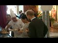 الأمير هاري والأميرة ميغان في ضيافة الشيف موحا الأمير هاري والأميرة ميغان في ضيافة الشيف موحا