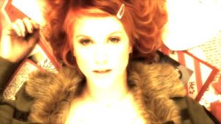 Paramore -  All I Wanted (Unofficial Music Video) Resimi
