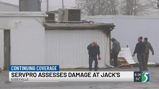 Clean up continues at Essexville Jack s following fire