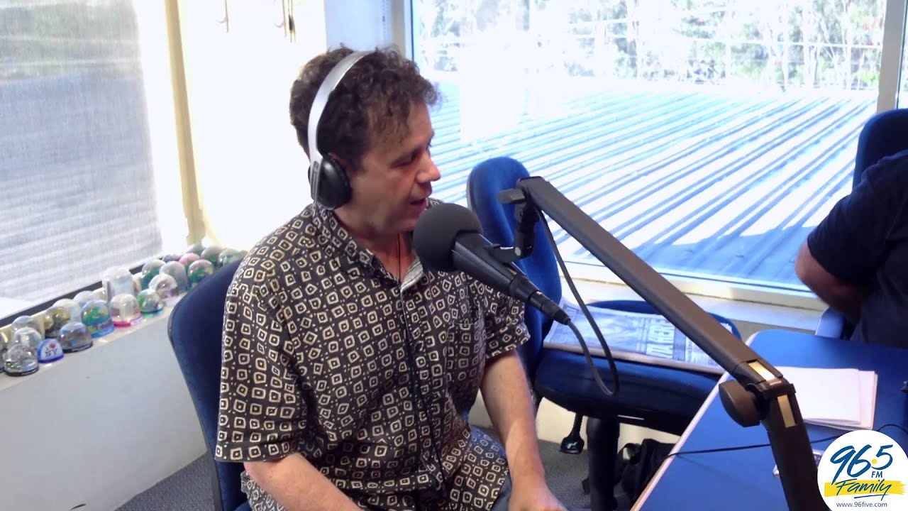 Raymond Crowe talks about his show - 96five