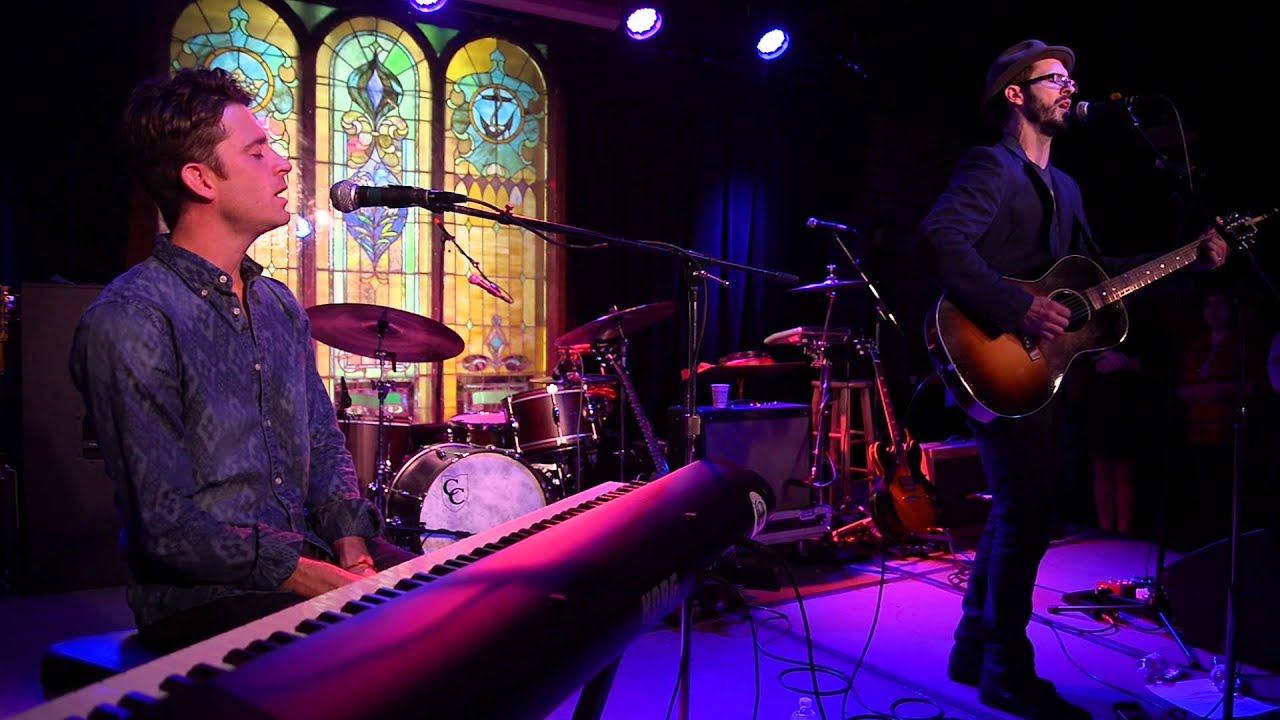 YouTubeでTony Lucca and Brendan James - "Drawing Board" - Ames, Iowaを視聴 YouTubeでTony Lucca and Brendan James - "Drawing Board" - Ames, Iowaを視聴