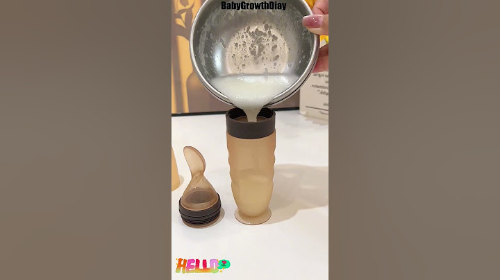 Is baby feeding always a mess? Try the baby feeding squeeze bottle with spoon!#Shorts