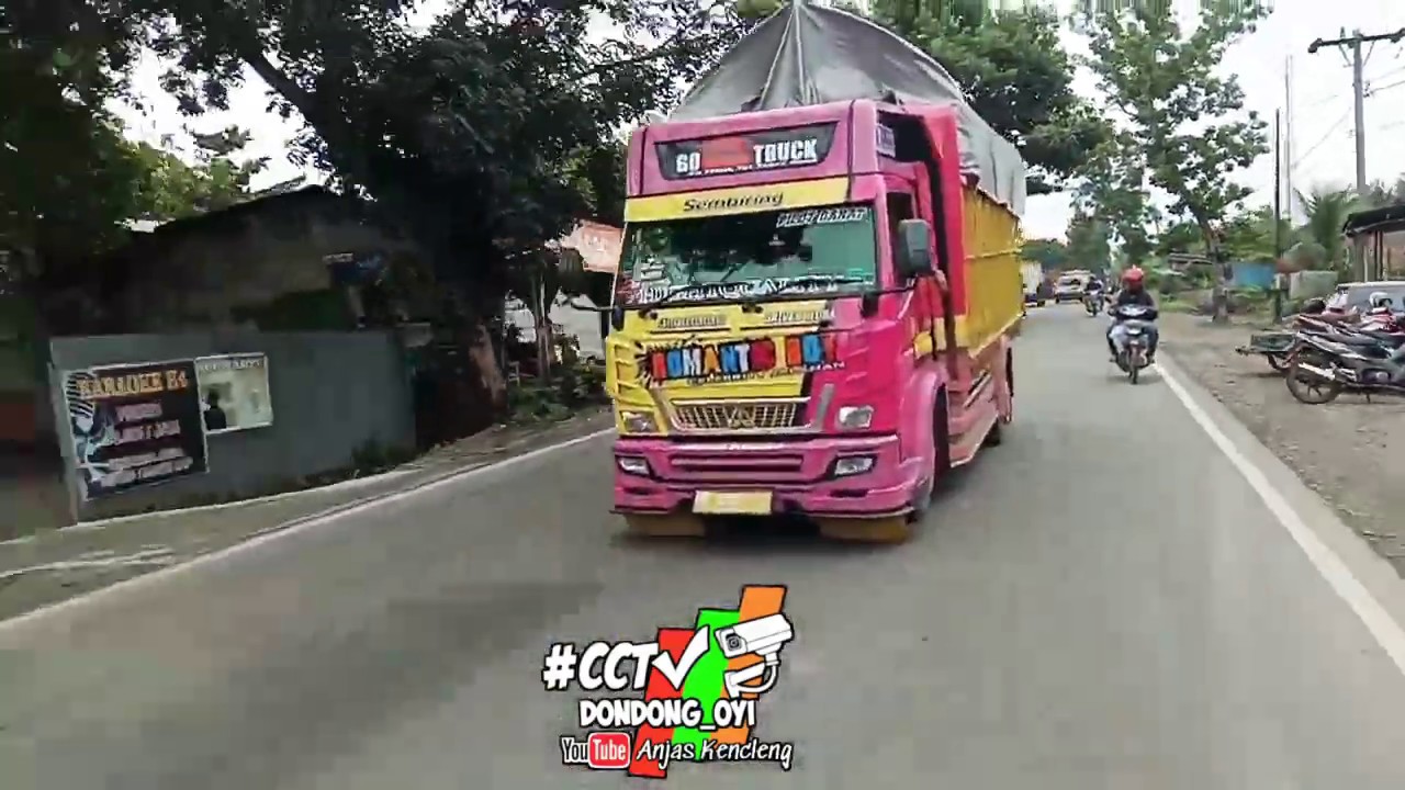 "Romantic Boy" oleng tipis tipis