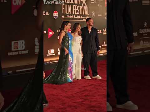 ياسمين رئيس تحتفل مع اسماء جلال ب فيلم الفستان الابيض