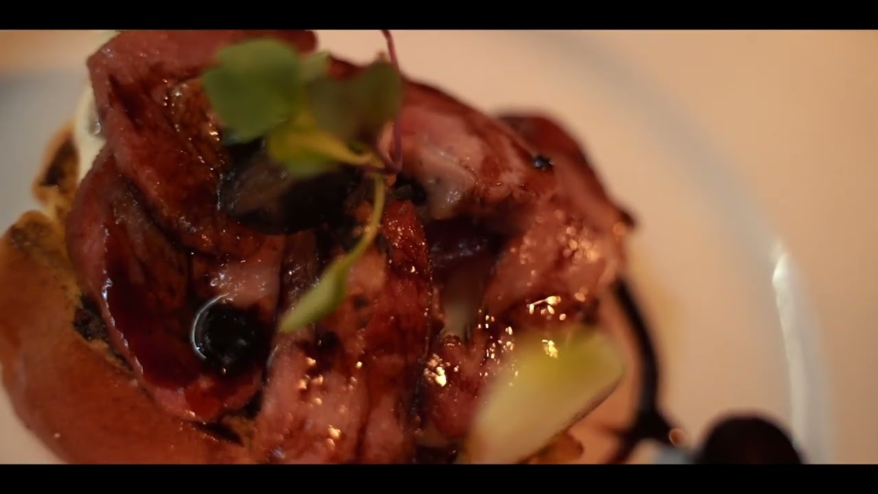 Restaurante Cuatro Hojas (by Juanjo Carabajal)