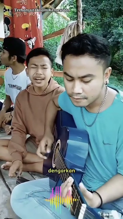 Terhanyut dalam kemesraan akustik