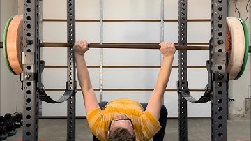 Day 203: Can a lazy 48 year old get back in shape? #benchpress
