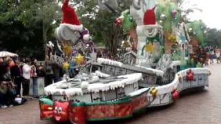 Hong kong disneyland let snow christmas parade 2009