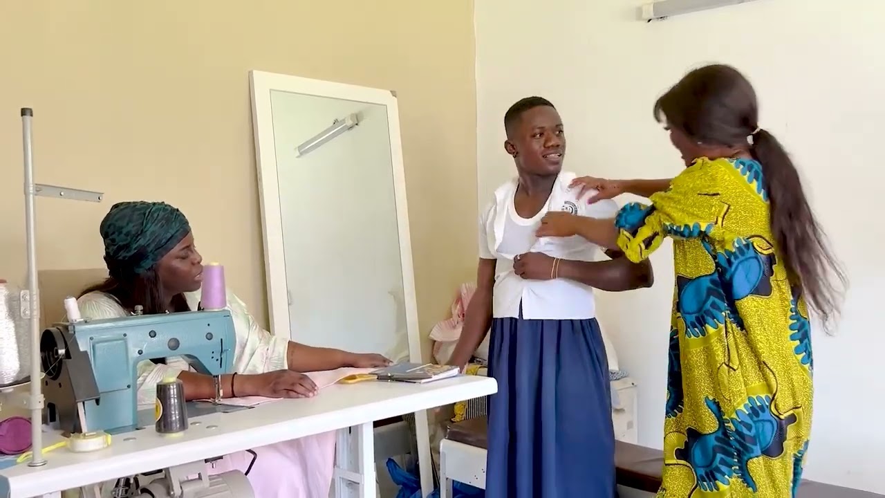 Mme Bolou Bleu Blanc