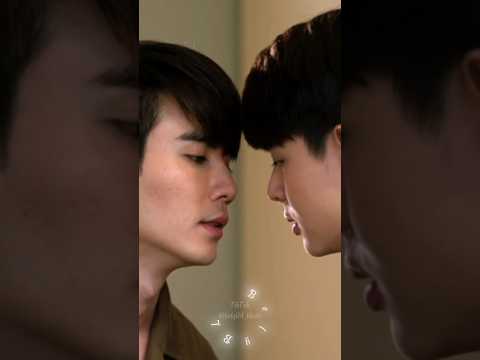 P’Fight crazy about kissing his friend Tutor❤️‍🔥 #BL #whyrutheseries #blseries