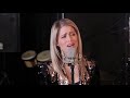 Umg live exclusive sessions  caroline grace