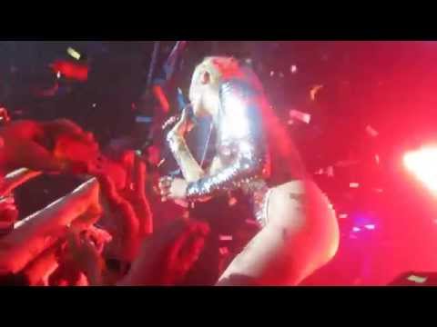 Miley Cyrus performing \
