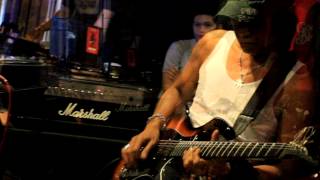 DownloadToto Tewel feat Rock N Roses - Pak Tua MP3 MP4 Toto Tewel feat Rock N Roses - Pak Tua