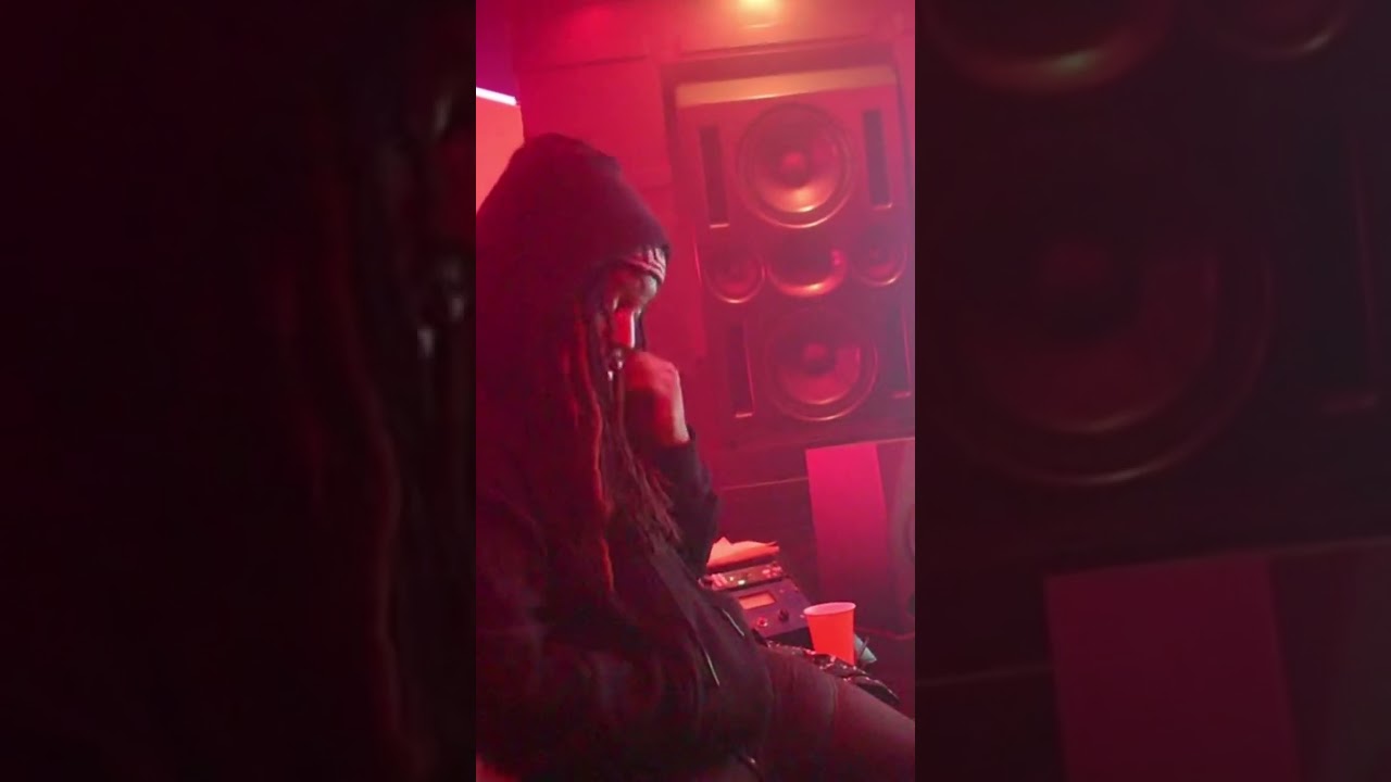 KinoBeats Money Man “Area 51” in Studio