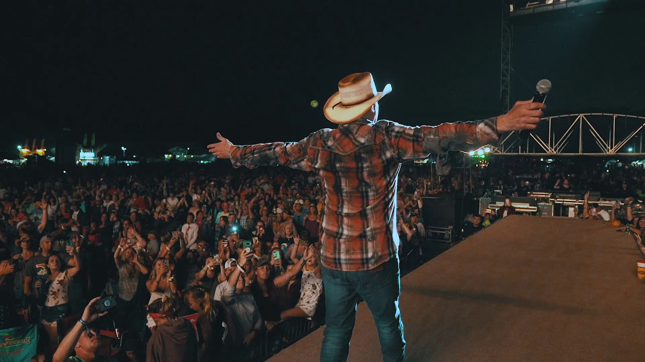 Tracy lawrence live find out who your friends are youtube