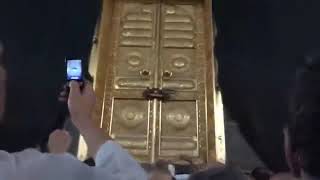 Detik Detik Pintu Ka'bah Dibuka..Subhannallah..Takbir..
