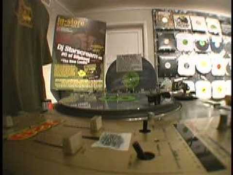 米12” Various This Is Dubstep Vol. 1 N2O97 Nitrous Oxide Record /00250 GetDarker presents: This Is Dubstep Vol. 1 - Mixed by