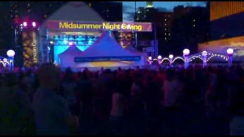 Qik - Swing dance at Lincoln Center #lcs by Mo Kro...
