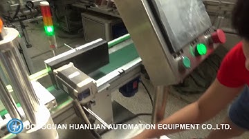 Automatic Corner Labeling Machine for Box