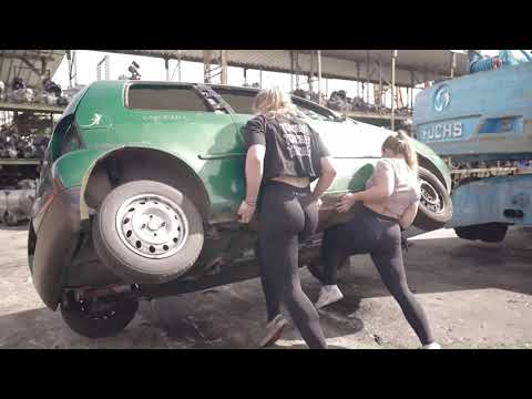 Ann kathrin Wetzel, Julia Diaz - Overturn The Car