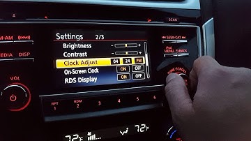 2018 Nissan Altima:  Setting the clock