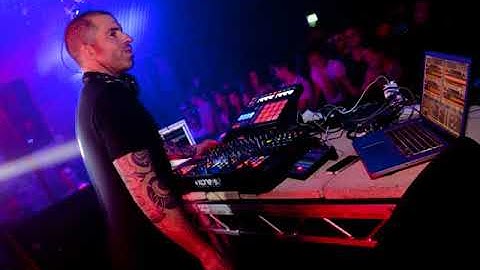Chris Liebing - Live @ Mayday 2002