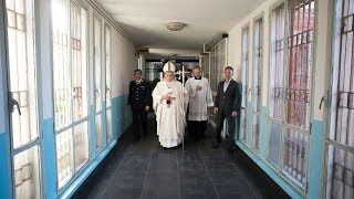 Prisoners use lunch with Pope Francis to escape HD video Image of Prisoners use lunch with Pope Francis to escape HD video
